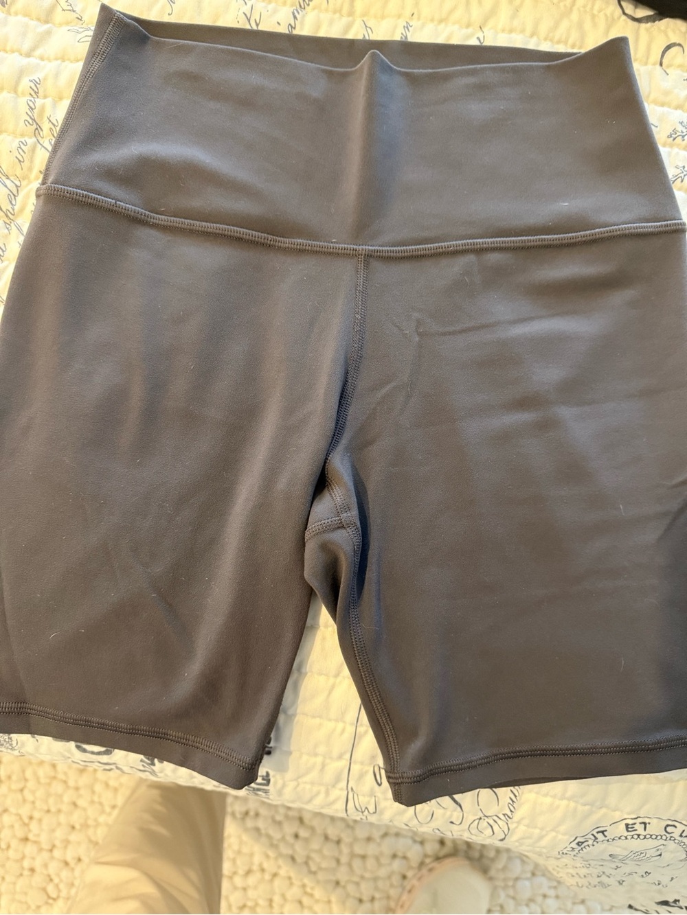 Athleta Transcend 7” Shorts in taupe color